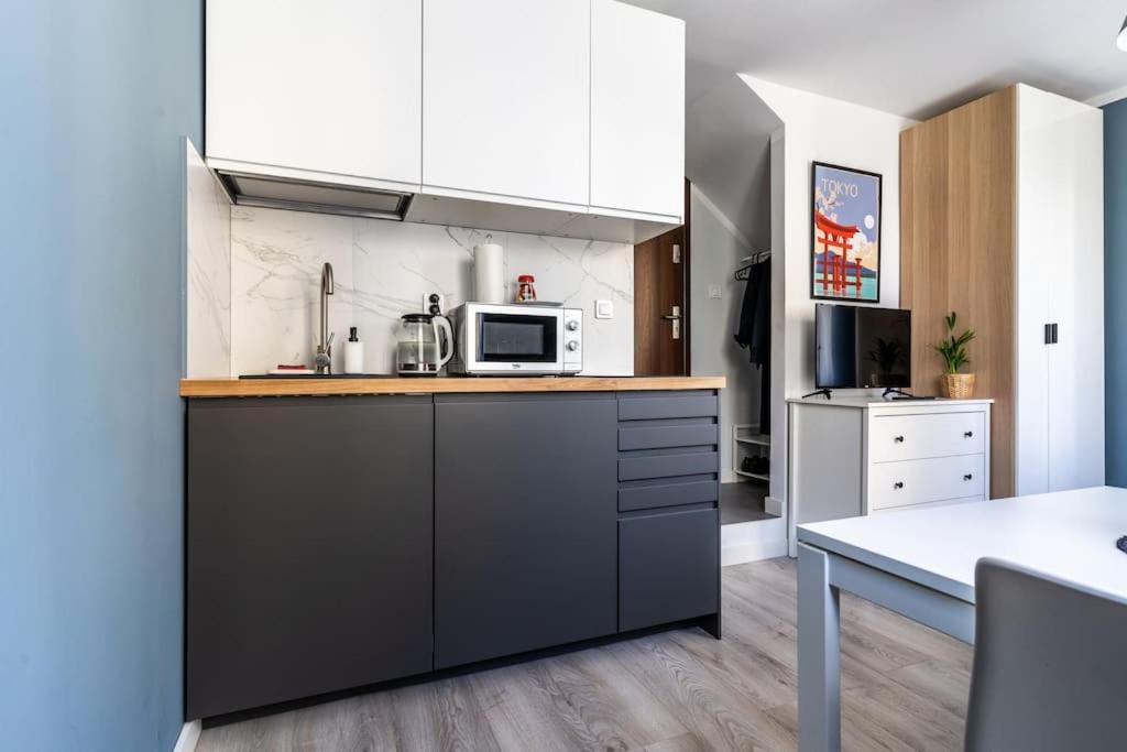 Close-central - Great Location - Stylish - Ogrodowa#3 Warszawa